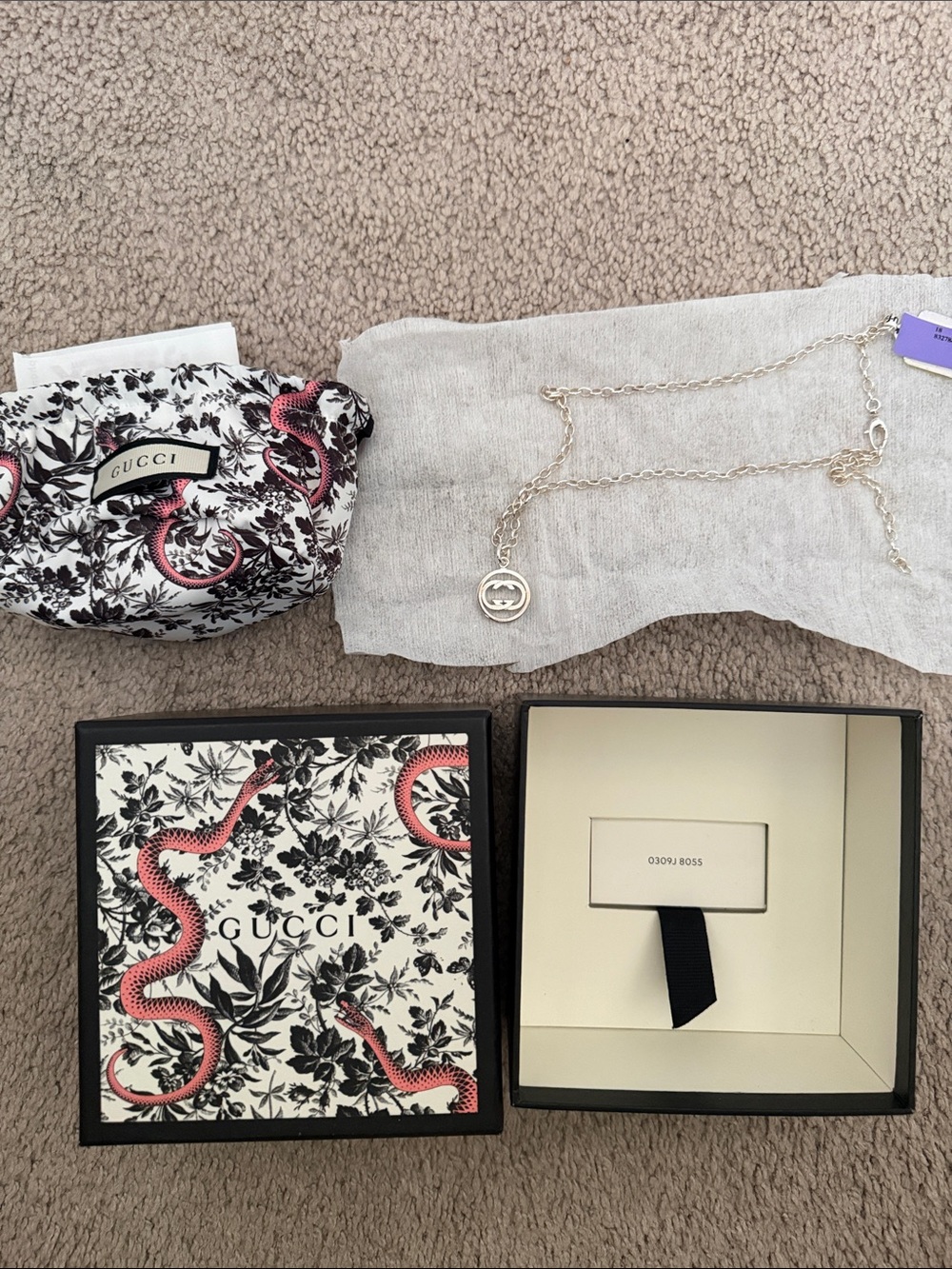 Gucci Silver Interlocking G Pendant Necklace with Branded Box
